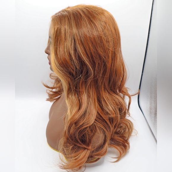 Uniwigs Ginger Spice Reddish Brown Highlighted Long Wavy Layered Lace Front Wig - Picture 6 of 11
